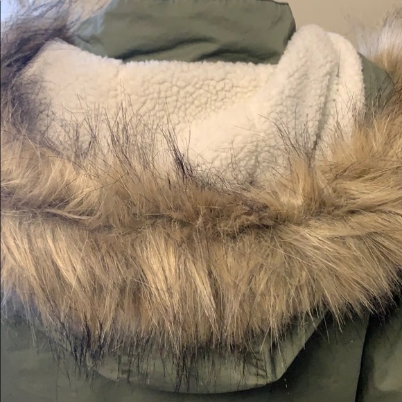 North Zone olive stadium length jacket, new - Picture 5 of 11